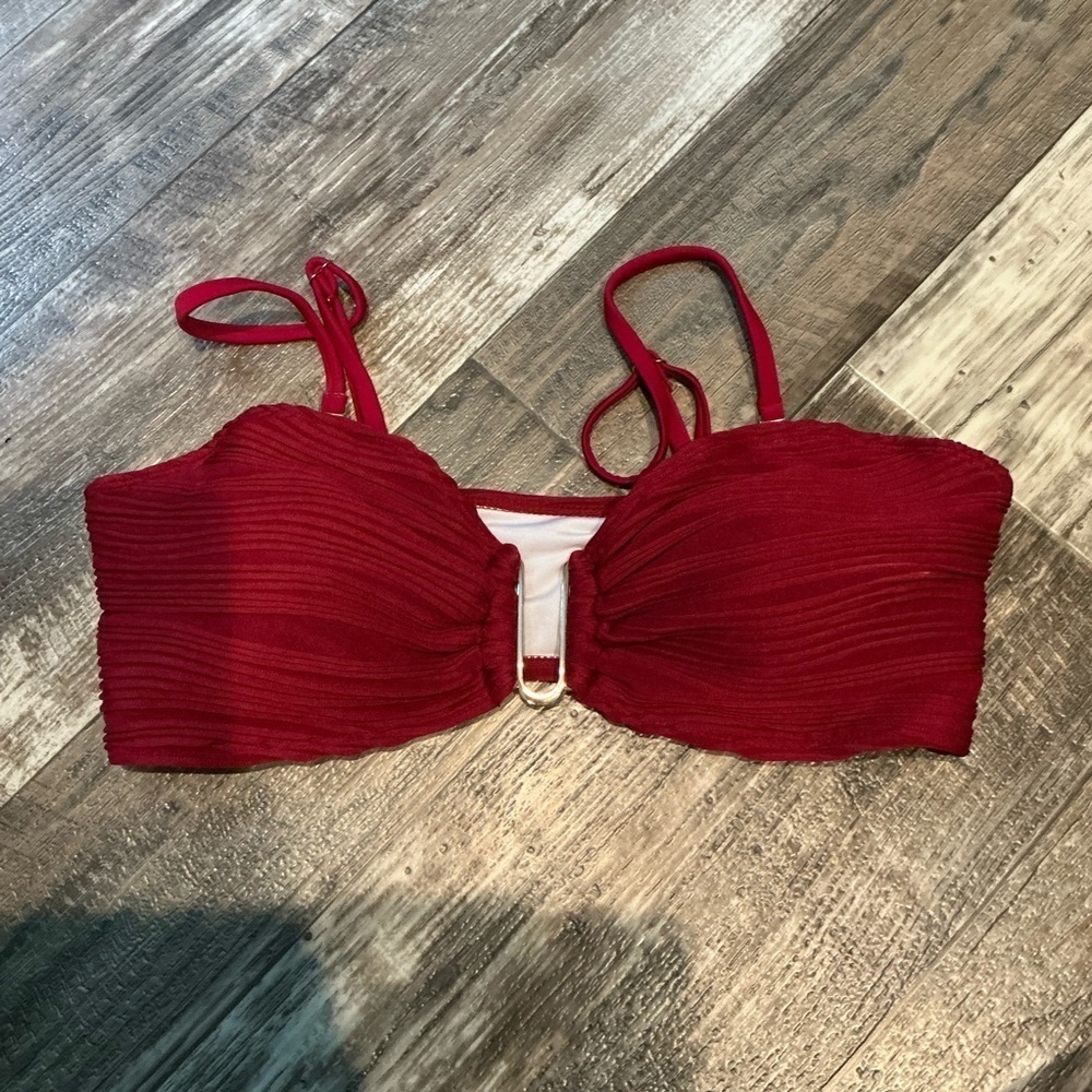 Red Bikini Set Size Large - Picture 2 of 9